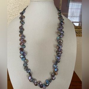 Freshwater coin pearlnecklace